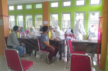 KPU Pasaman Barat temukan puluhan tenaga KPPS reaktif COVID-19