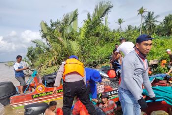 Speed boat tujuan Concong tenggelam, semua penumpang selamat