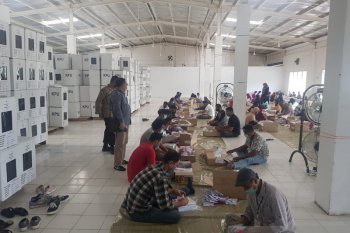 Surat suara Pilkada Batam banyak yang rusak