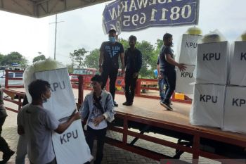 Logistik Pilkada Batam didistribusikan ke pulau-pulau penyangga