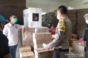 Logistik Pilkada Bintan dan Kepri telah  tiba di Pulau Tambelan