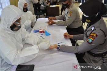1,4 juta warga  Kepri akan diberi vaksin COVID-19