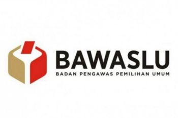 Bawaslu Parigi Moutong tertibkan 647 APK di masa tenang pilkada