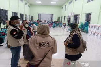 Bawaslu Kota Pekalongan cek protokol kesehatan di TPS