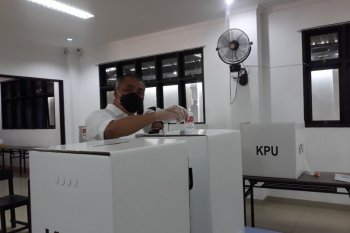 Anggota DPR  apresiasi KPU terapkan prokes secara ketat di TPS