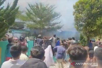 Puluhan  rumah terbakar di Batam
