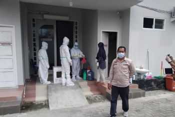 KPU pastikan hak suara pasien COVID-19 Pilkada 2020 Riau tersalurkan