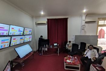 Data  Desk Pilkada: Paslon Ansar-Marlin unggul sementara berdasarkan