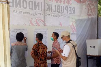 Rycko Menoza unggul di TPS 06