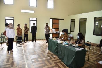Bupati Sleman sebut pemungutan suara patuhi protokol kesehatan