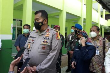 Polda Lampung kunjungi empat TPS di Bandarlampung