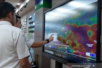 BMKG: Waspadai hujan lebat di Sumatera, Jawa, Sulawesi hingga Papua
