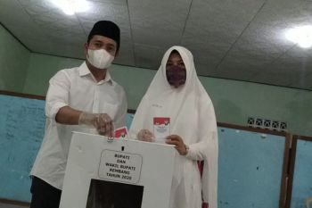 Pasangan Harno-Bayu unggul sementara di Pilbup Rembang