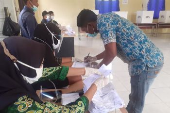 Masyarakat  Pulau Pejantan golput gara-gara gelombang tinggi