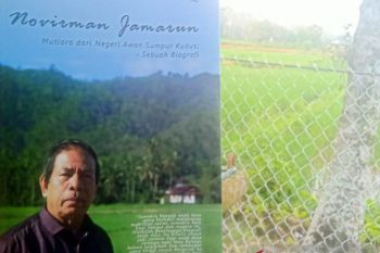 Menggali inspirasi pendidikan lewat buku "Mutiara Dari Negeri Awan Sumpur Kudus"