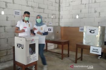 Dua pasangan calon saling klaim memenangi Pilkada Gunung Kidul