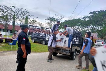 Bawaslu Riau apresiasi kinerja KPU walau terdapat 76 TPS bermasalah