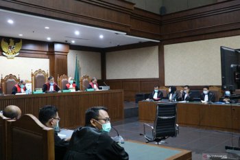 Lima mantan petinggi PT Waskita Karya didakwa rugikan negara Rp202 miliar