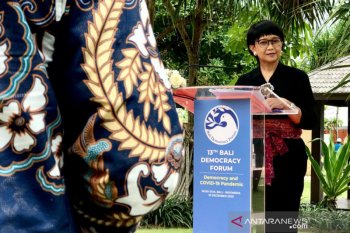 Menlu Retno tegaskan penanganan pandemi tidak lemahkan demokrasi