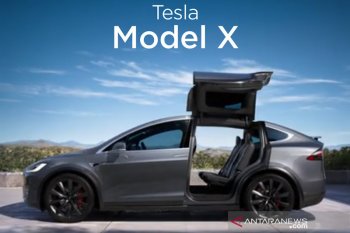 Polisi selidiki Tesla Model X tabrak tembok dan terbakar