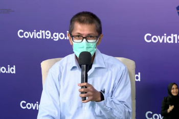 Dokter memberikan tips liburan aman COVID-19: "Cashless"