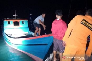 Mati mesin, Tim SAR evakuasi nelayan Pulau Laut
