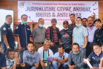 Bagian Humas Solok Selatan gelar pelatihan jurnalistik bagi pewarta