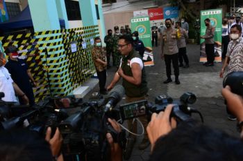 Setiap relawan vaksin COVID-19 wajib berkunjung enam kali untuk penelitian