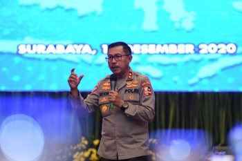 Korlantas Polri gelar tes swab antigen saat Operasi Lilin 2020