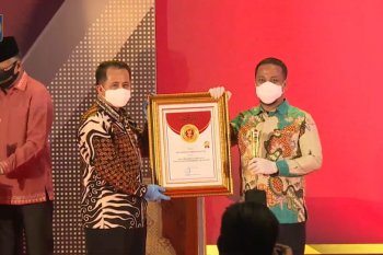 Pemprov Sulsel terima penghargaan provinsi sangat inovatif dari Kemendagri