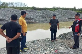 Pemkab Aceh Barat pacu normalisasi sungai cegah banjir dan longsor di Pante Ceureumen