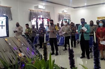 Keluarga besar Polres Jayapura rayakan Natal bersama