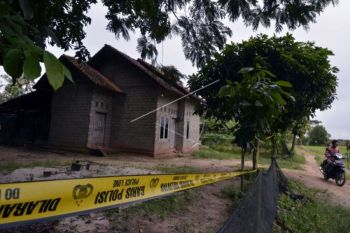 Rumah teroris yang di dalamnya terdapat bunker