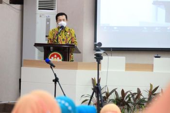Penjabat Wali Kota  Makassar minta edukasi COVID-19 lebih masif jelang Natal