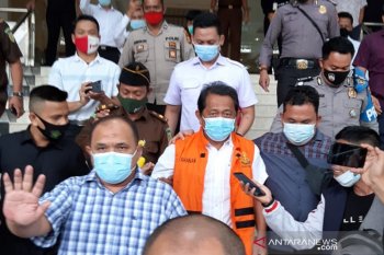 Sekdaprov Riau ditahan terkait korupsi saat jabat kepala Bappeda  Siak