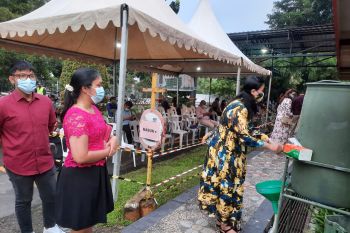 Gereja di Batam bentuk Satgas COVID-19 ibadah Natal