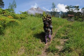 Deformasi Gunung Merapi
