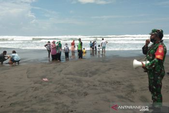 Satpol PP Bantul mengantisipasi kerumunan wisatawan saat libur tahun baru