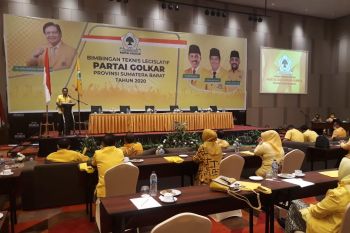 Golkar minta anggota DPRD bangkitkan kembali kejayaan partai di Sumbar