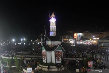 Pemkot Bukittinggi permudah perizinan usaha