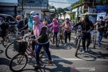 Lembaga kajian ekonomi CORE nilai kepastian pesangon pekerja lebih terjamin dalam UU Ciptaker