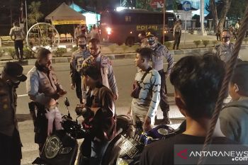 Polresta Padang kandangkan belasan sepeda motor saat antisipasi balap liar