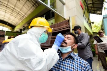 Tes antigen COVID-19 digelar di area rehat Jalan Tol Cipali-Cipularang