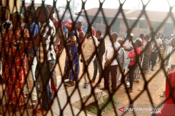 Pemberontak berupaya batalkan pemilu, Republik Afrika Tengah nyatakan status darurat