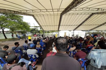 Dinkes sebut kasus  COVID-19 di Kepri melandai