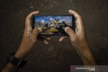 Prabowo considers restricting online games after Jakarta school blasts