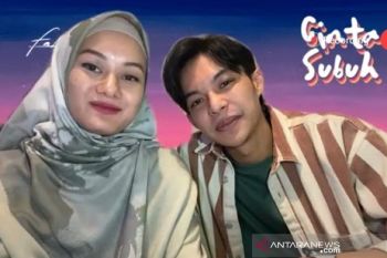 Rey Mbayang &amp; Dinda Hauw ungkap kunci jalani hubungan di masa pandemi COVID-19