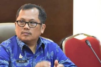 Vaksinasi COVID-19 bagi tenaga kesehatan di Sulbar baru 76 persen