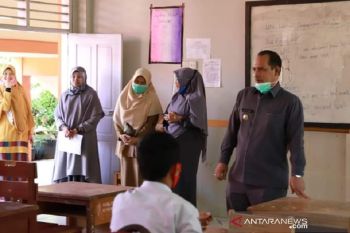 Hari kedua PBM secara tatap muka di Solok berjalan kondusif