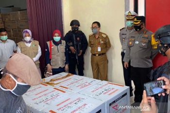 Polda Sulteng  kawal ketat vaksin COVID-19 tiba di Palu